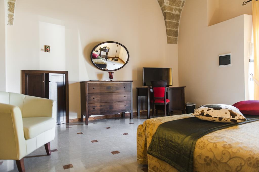 Amaregold Tenuta La Baronessa Resort Tuglie Bagian luar foto