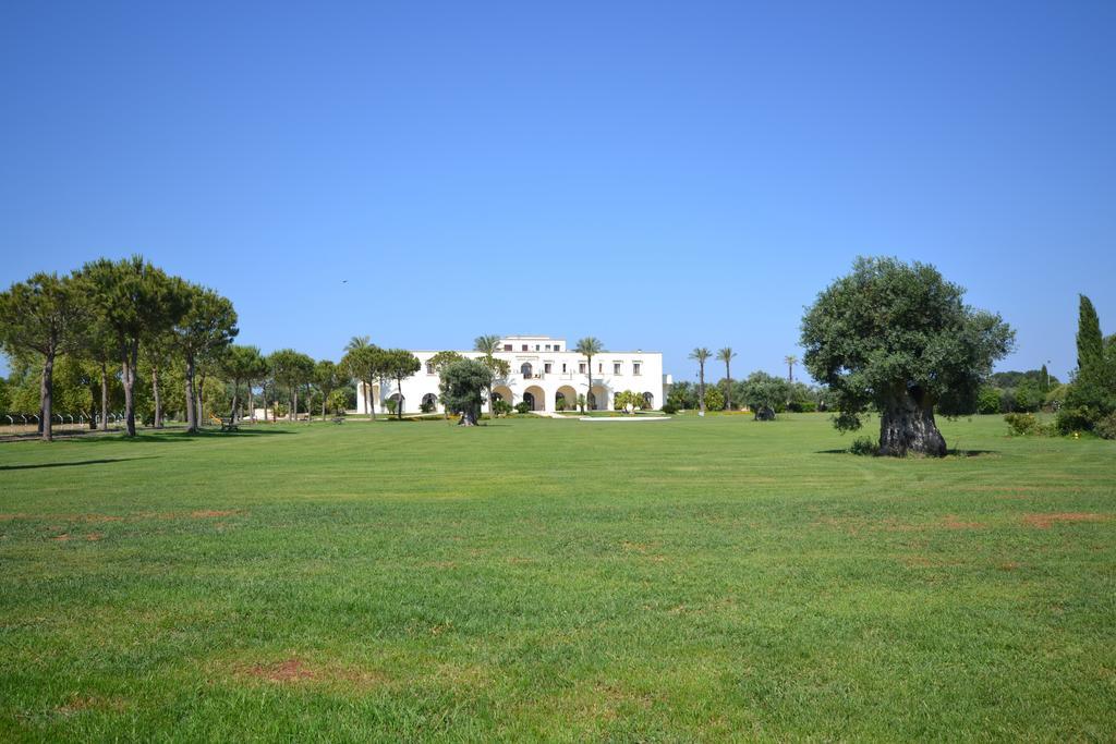 Amaregold Tenuta La Baronessa Resort Tuglie Bagian luar foto